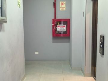 Vendo por  Viaje Lindo Dpto. Flat  73 m²  en Alejandro Iglesias c/Villa Militar