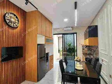 RUMAH CANTIK FULL FURNISHED DEKAT PASAR GENTAN