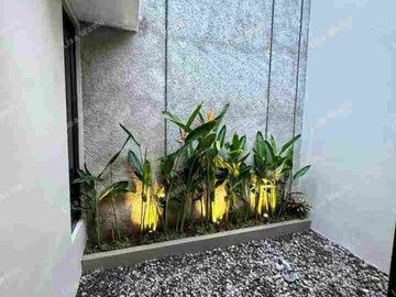 RUMAH CANTIK FULL FURNISHED DEKAT PASAR GENTAN