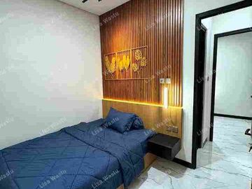 RUMAH CANTIK FULL FURNISHED DEKAT PASAR GENTAN