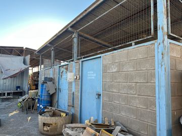 EXCELENTE TERRENO, GALPÓN Y CASA-BARRIO INDUSTRIAL PAIPOTE