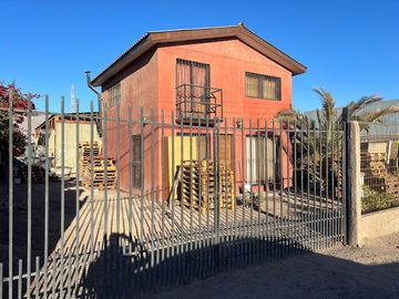 EXCELENTE TERRENO, GALPÓN Y CASA-BARRIO INDUSTRIAL PAIPOTE