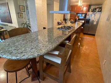 CASA EN VENTA EN AV SAN JERONIMO