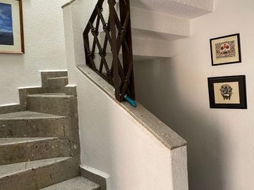 CASA EN VENTA EN AV SAN JERONIMO