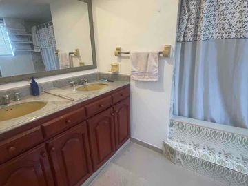 VENDO CASA SECTOR VILLA CAMPESTRE $1.250.000.000