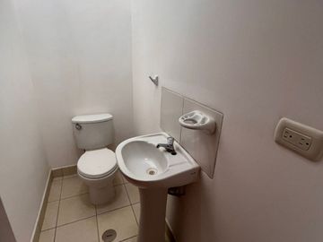 CASA EN VENTA - VILLA CLUB 3
