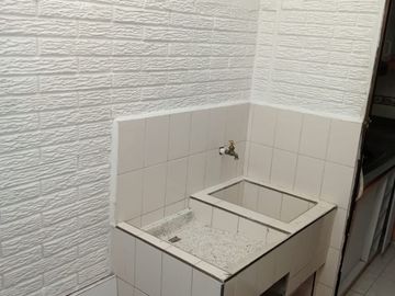 SE VENDE CASA DE UN PISO EN LA VILLA