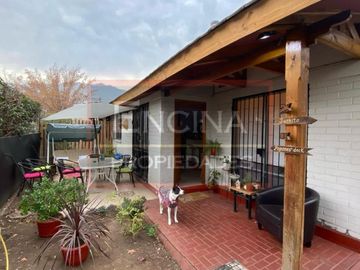 VENDO Oprtunidad Rebajada Casa 4 dormitorios. La Reina