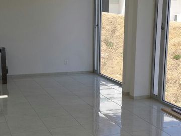 CASA EN VENTA EN FRACC. AQUA I, RESIDENCIAL LAGO ESMERALDA.