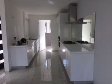 CASA EN VENTA EN FRACC. AQUA I, RESIDENCIAL LAGO ESMERALDA.
