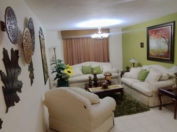 VENTA DE CASA EN 2DO ANILLO FRACCIONAMIENTO RIO SAN PEDRODE LAS MEJORES UBICACIONES DE LA CIUDAD