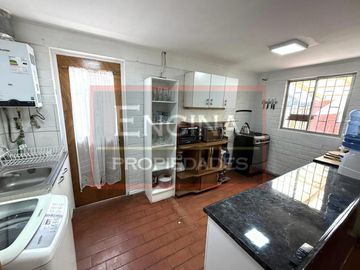 VENDO REBAJADA Casa Amplio patio, Pte Alto
