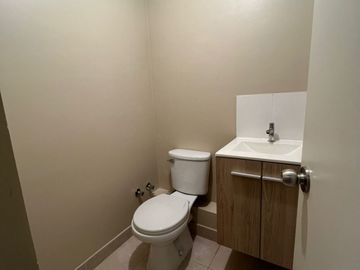 Vive en el Piso 13 Frente al MTC: Dpto. Flat Completo por Solo $70,000