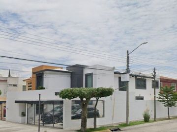 Casa en venta en Jesús Sanchez Carrillo, Paseos del Sol, Zapopan Jalisco