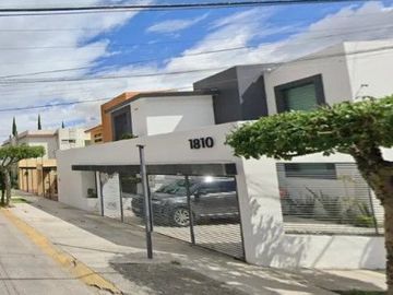Casa en venta en Jesús Sanchez Carrillo, Paseos del Sol, Zapopan Jalisco