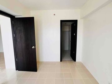 For sale mango tree residences condo in sanjuan ready for occupancy 2br
