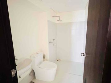 For sale mango tree residences condo in sanjuan ready for occupancy 2br