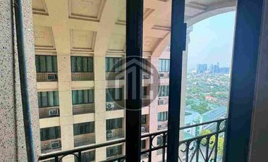 Spacious 1BR unit at Renaissance 3000 Tower B