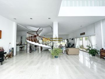 Jual Rumah Siap Huni di Komplek Royal Sumatra Cluster Ruby (Golf View)