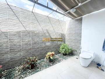 Jual Rumah Siap Huni di Komplek Royal Sumatra Cluster Ruby (Golf View)