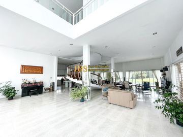 Jual Rumah Siap Huni di Komplek Royal Sumatra Cluster Ruby (Golf View)
