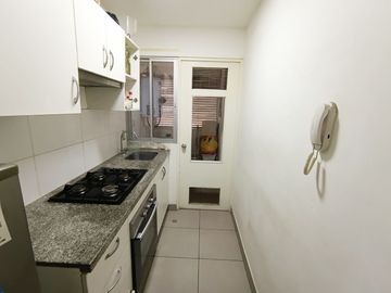 VENTA DE DEPARTAMENTO/3 DORMITORIOS/COCHERA