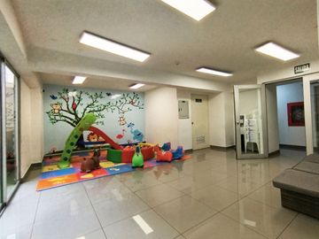 VENTA DE DEPARTAMENTO/3 DORMITORIOS/COCHERA