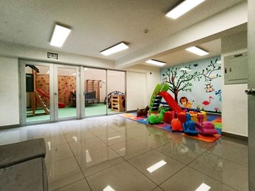 VENTA DE DEPARTAMENTO/3 DORMITORIOS/COCHERA