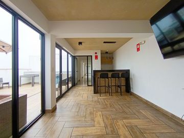 VENTA DE DEPARTAMENTO/3 DORMITORIOS/COCHERA