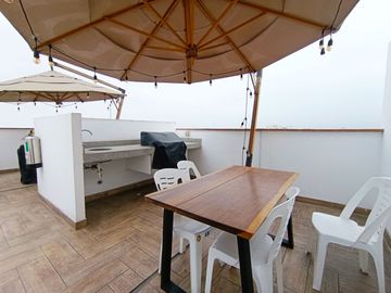 VENTA DE DEPARTAMENTO/3 DORMITORIOS/COCHERA