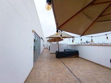 VENTA DE DEPARTAMENTO/3 DORMITORIOS/COCHERA