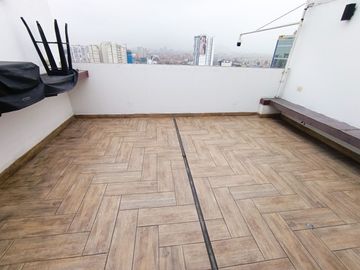 VENTA DE DEPARTAMENTO/3 DORMITORIOS/COCHERA