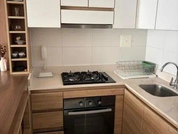 VENDO LINDO DEPARTAMENTO EN BARRANCO - 2 DOR. - BALCÓN - COCHERA - FULL ÁREAS COMUNES - IDEAL AIRBNB