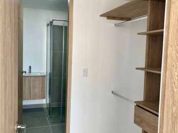 SE VENDE CASA - VIA AEROPUERTO EL EDEN