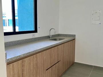 SE VENDE CASA - VIA AEROPUERTO EL EDEN