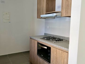SE VENDE CASA - VIA AEROPUERTO EL EDEN