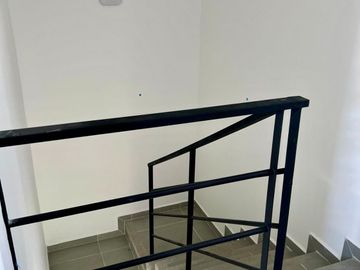 SE VENDE CASA - VIA AEROPUERTO EL EDEN