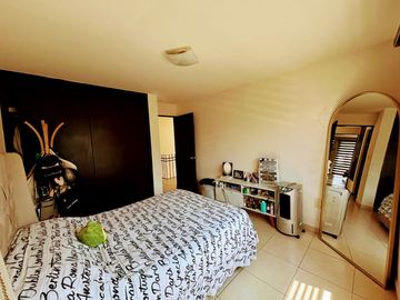 Casa Remodelada en Venta en Privanza del Condado – Frente a Área Verde