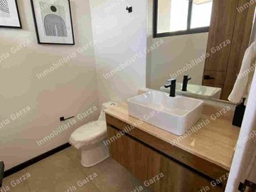 Casas nuevas desde 150m2 hasta 159m2 de entrega inmediata cerca de plaza paseo Altozano