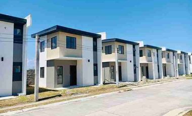 HOUSE AND LOT FOR SALE! GENERAL TRIAS CAVITE