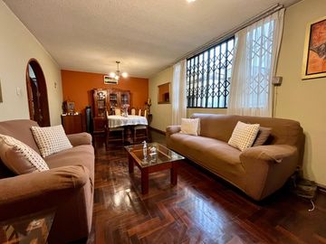Lindo y súper ubicado Departamento! cerca a La Rambla de San Borja Rodeado de lindos parques y salidas rápidas por la Av. Aviación