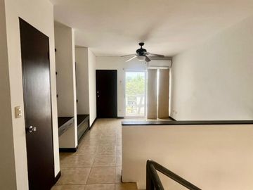 Casa Venta Cumbres Providencia Monterrey Frente a Parque
