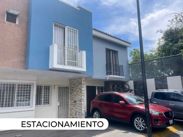 CASA EN VENTA EN CUMBRES DEL NILO, TLAQUEPAQUE