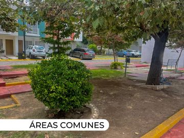 CASA EN VENTA EN CUMBRES DEL NILO, TLAQUEPAQUE