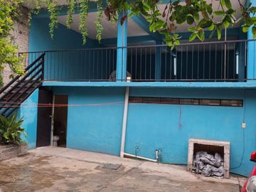 CASA CON LOCAL COMERCIAL LEN VENTA EN CHIMALHUACAN