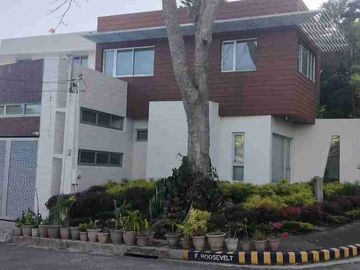 House and Lot for Sale in Tagaytay Royale Estate