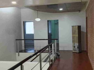 House and Lot for Sale in Tagaytay Royale Estate