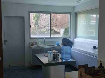 House and Lot for Sale in Tagaytay Royale Estate