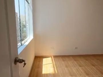 VENDO DPTO. 100M2 – 4D - SURCO escaleras