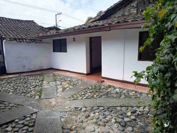 Vendo casa barrio José María Cabal. Guadalajara de Buga
